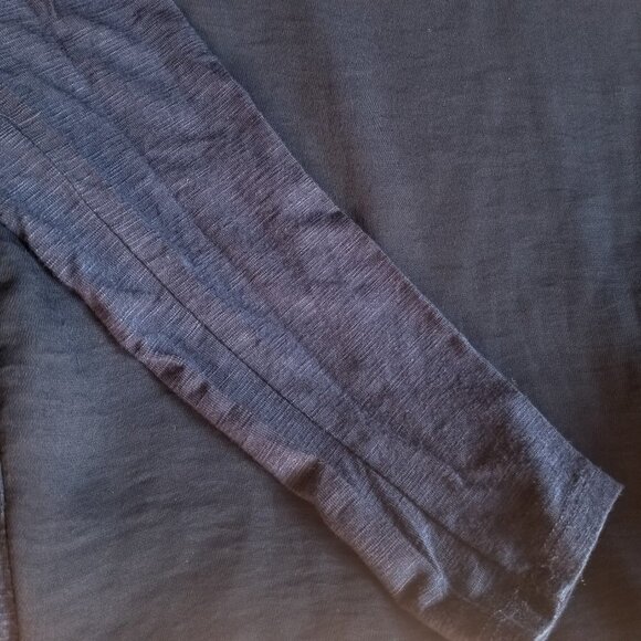 Anthropologie Dolan Brookvale Modest Simple Long Sleeve Tee Shirt Top Size Small - Picture 4 of 8